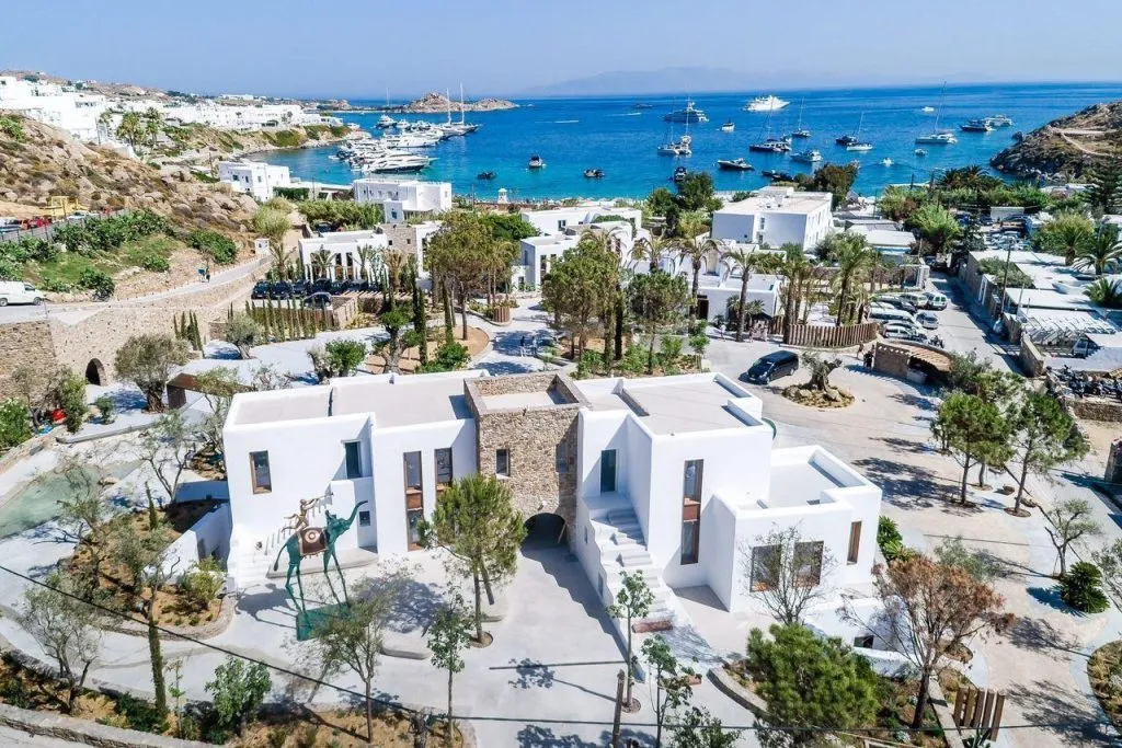 Luxury Boutiques on Mykonos