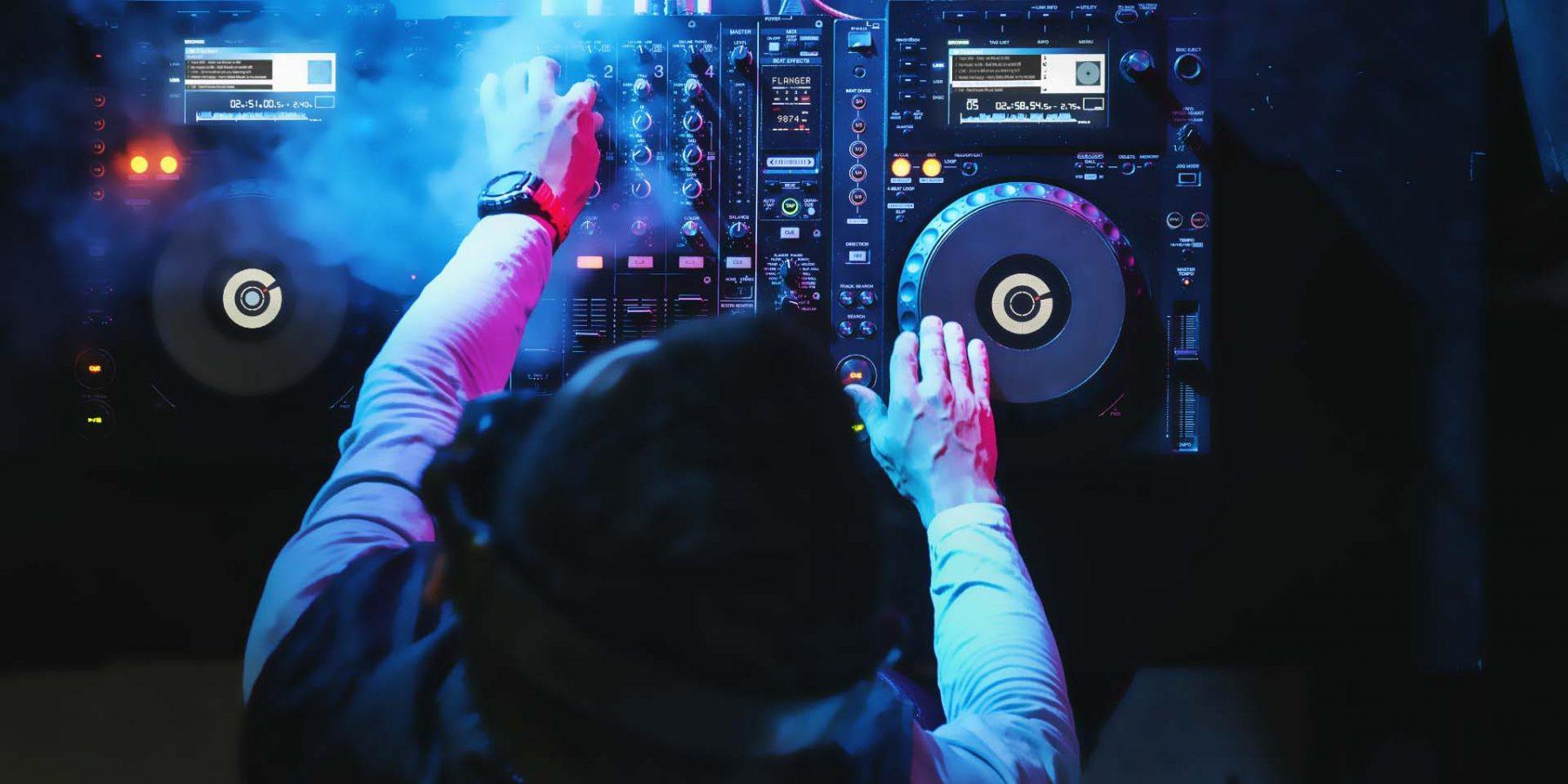 Mykonos Parties - DJ's