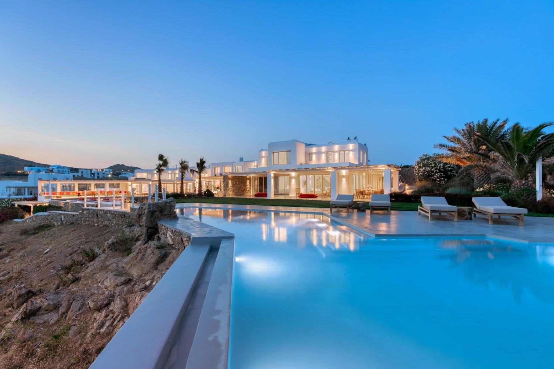 View of Villa Megan in Mykonos at the sunset