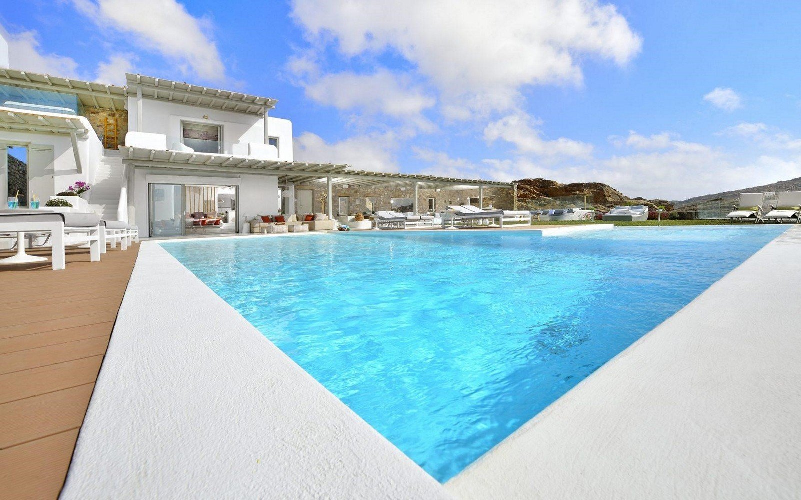 View of Villa Marylin in Mykonos 