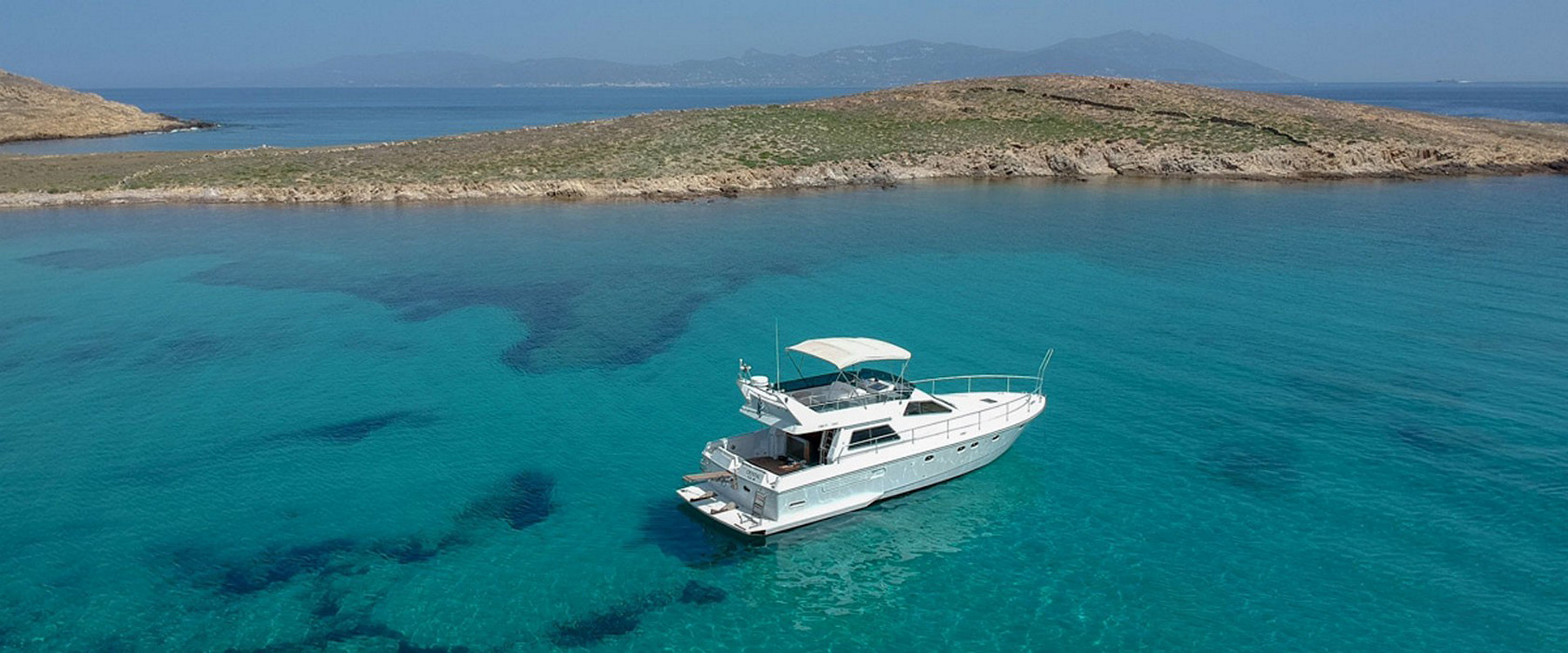 Ferretti 52 yacht in Mykonos