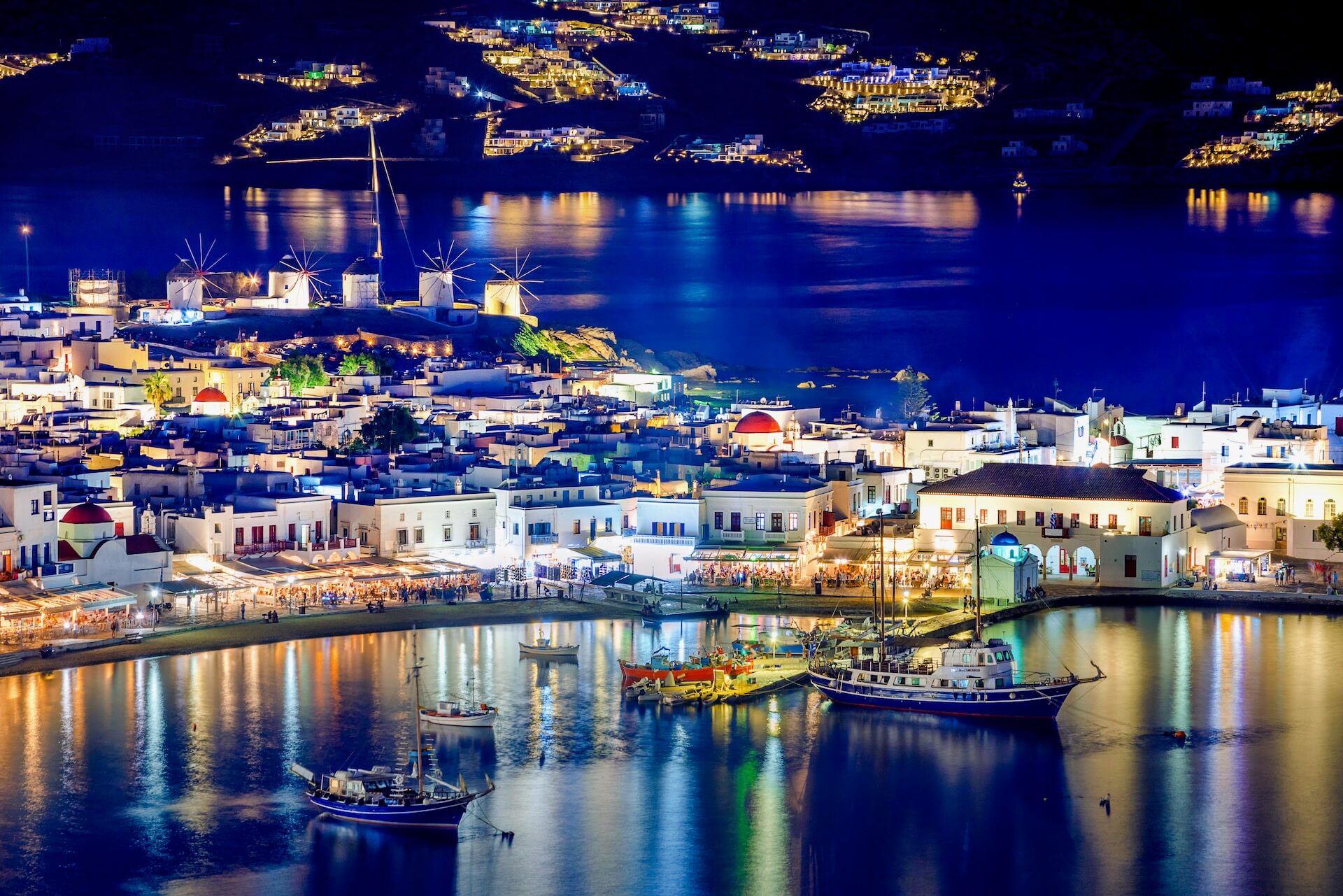 A view of the Mykonos at night 