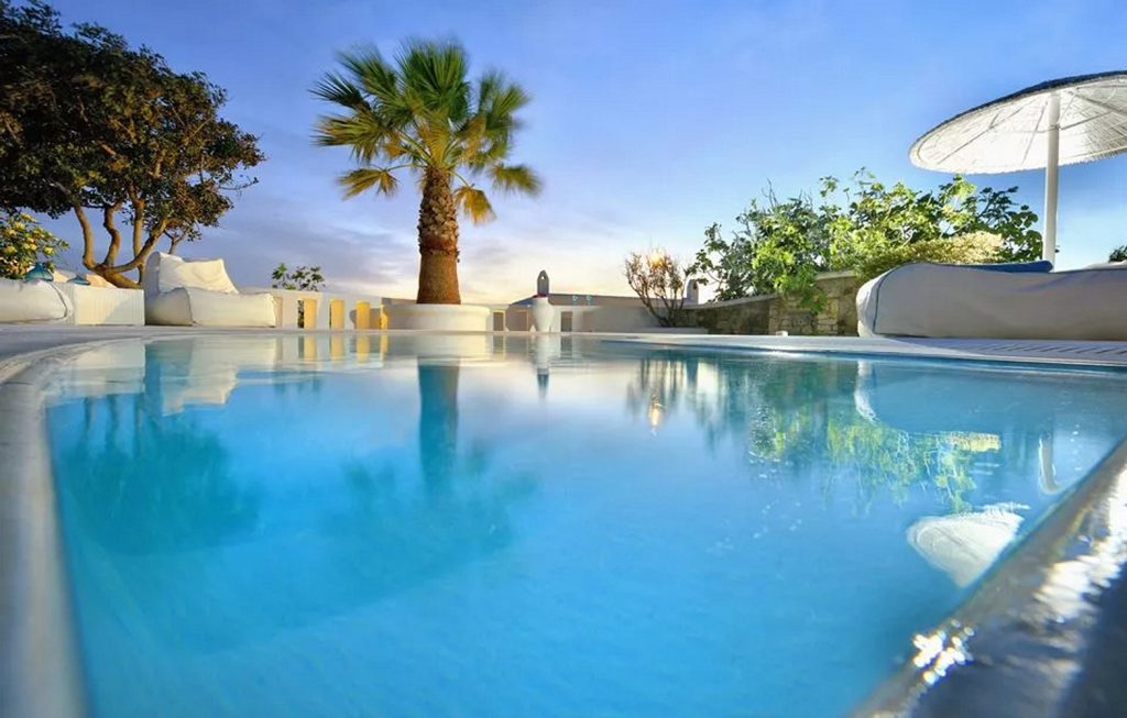 villa Caine pool
