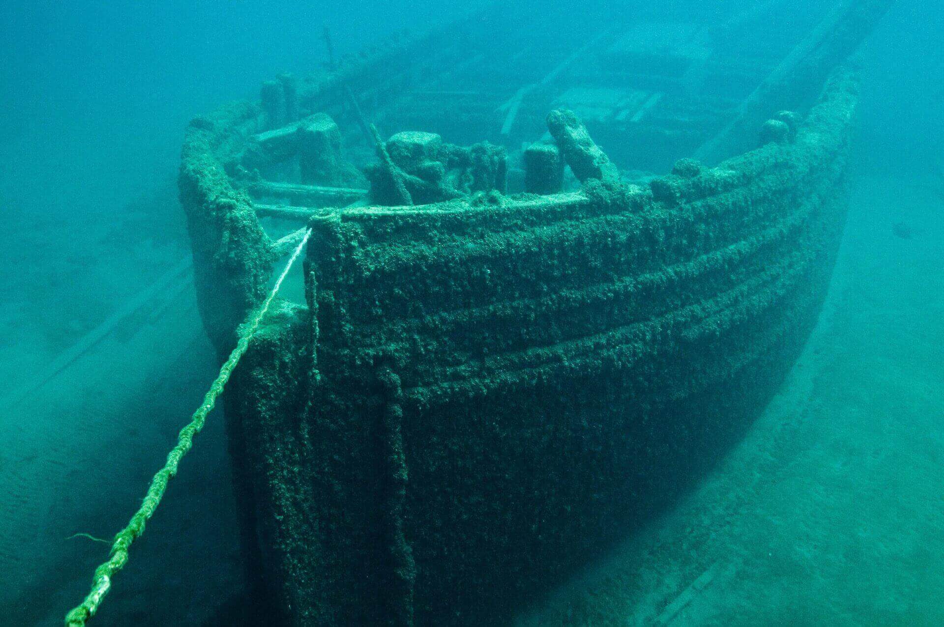  Underwater shipwreck 
