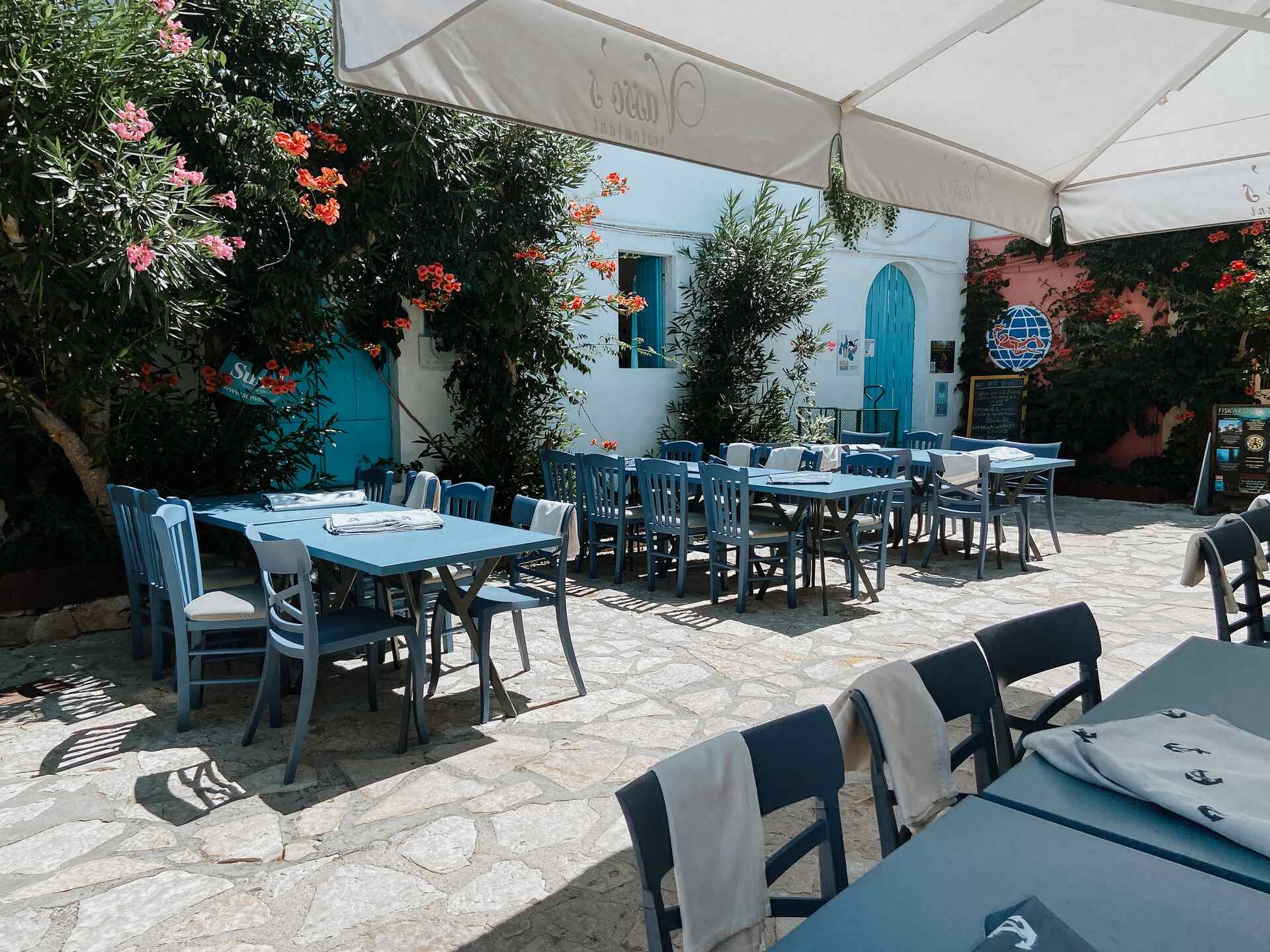 A Greek taverna 
