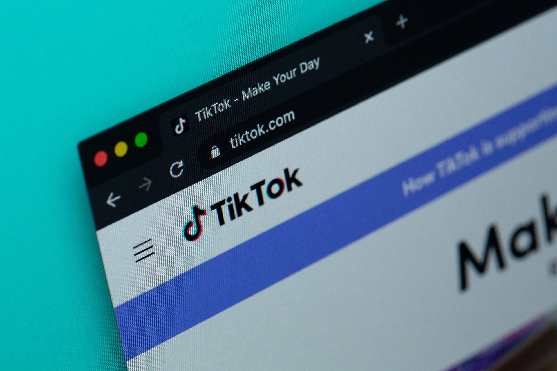  TikTok page opened on desktop