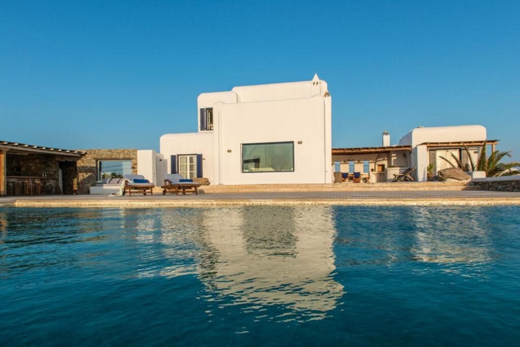 Luxurious private pool and an exceptional villa for rent, Mykonos.