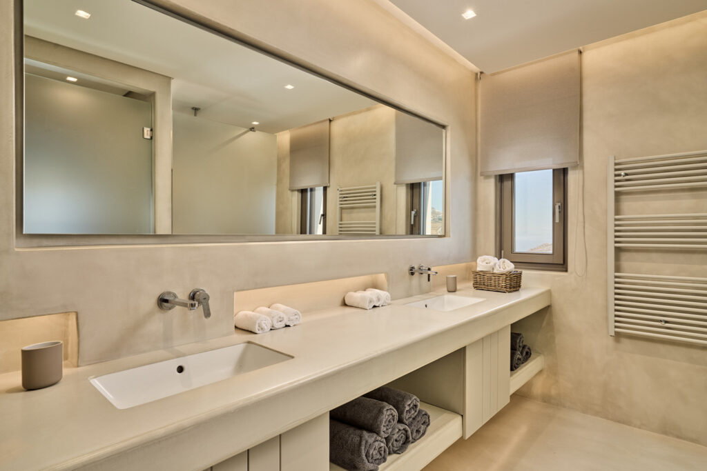 Book a splendid villa with a super comfortable and modern bathroom, Mykonos.
