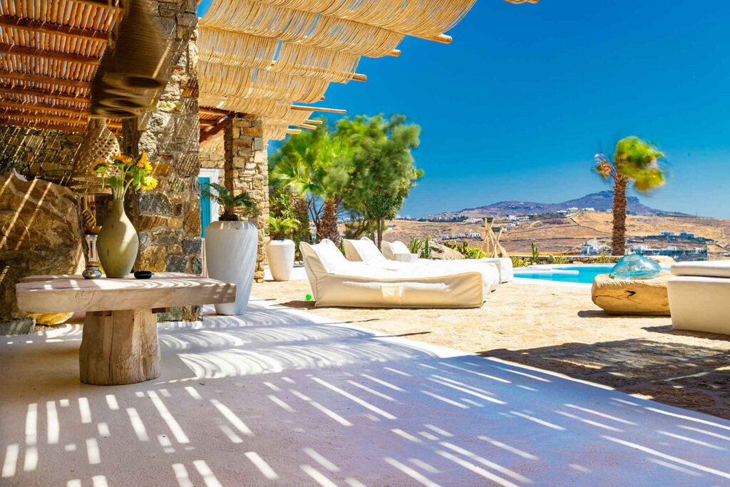Sun beds and private pool, Mykonos top rental home.