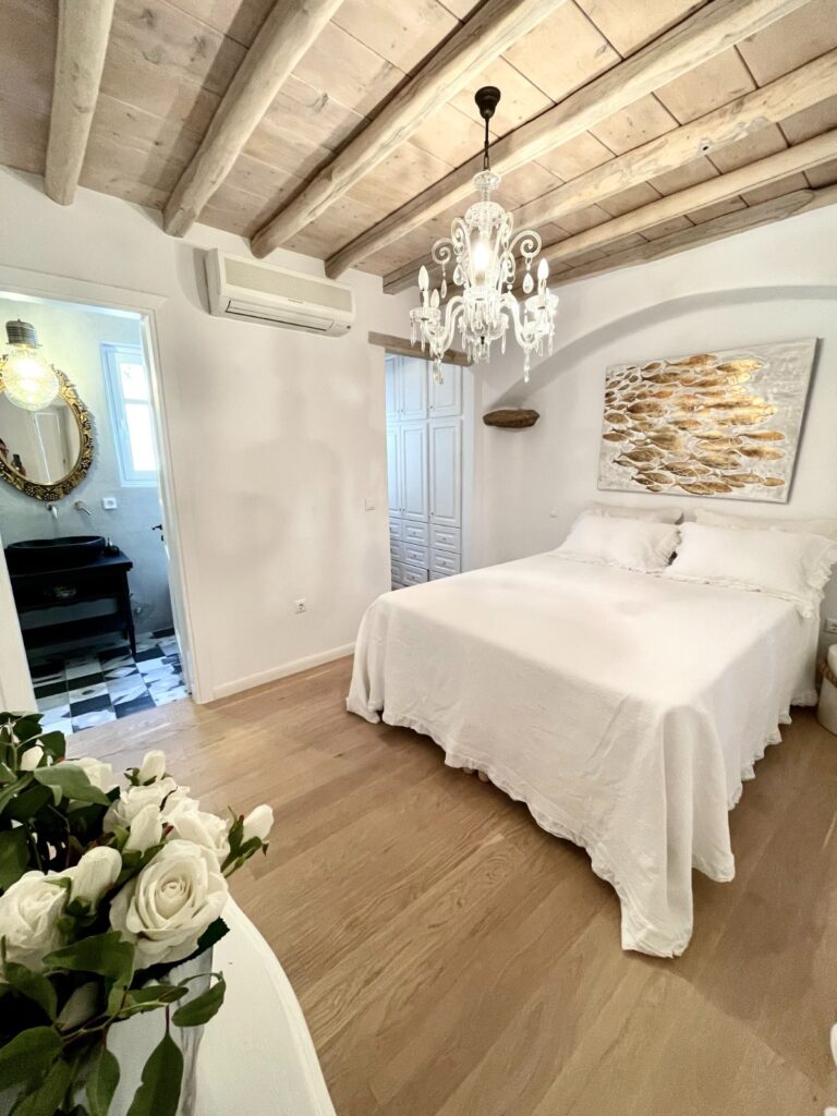 Bedroom in a luxurious private home for booking, Mykonos.