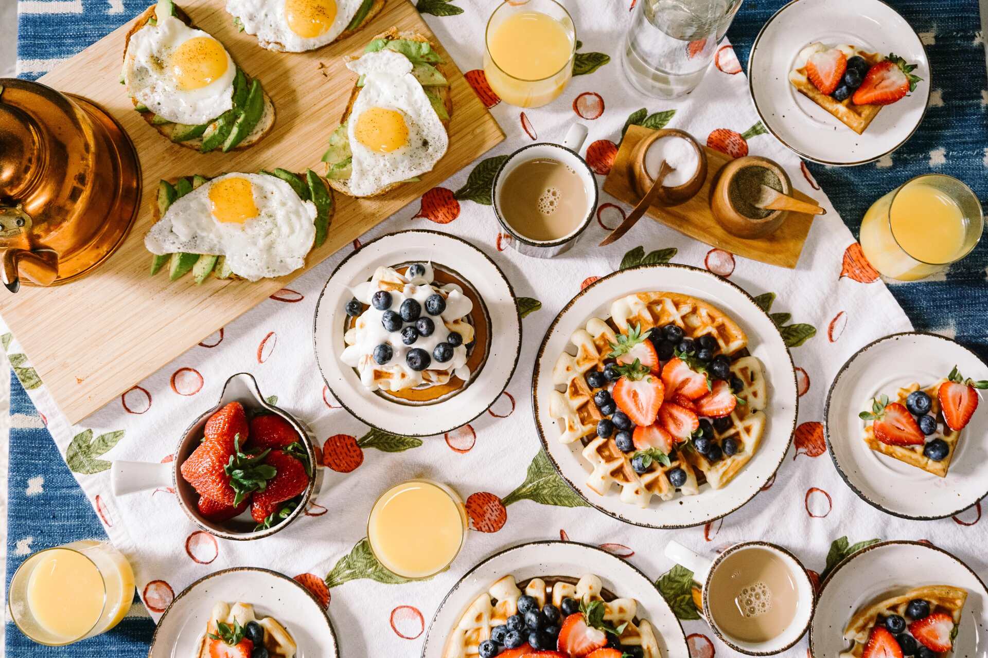 Breakfast foods on a table