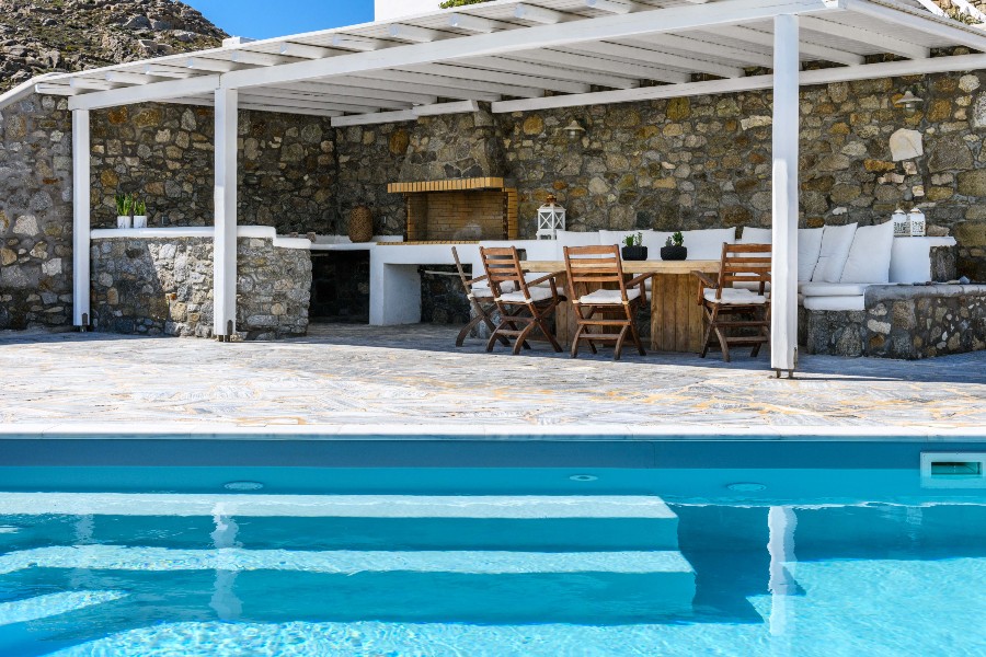 Mykonos villa for rent, with a deluxe pool.