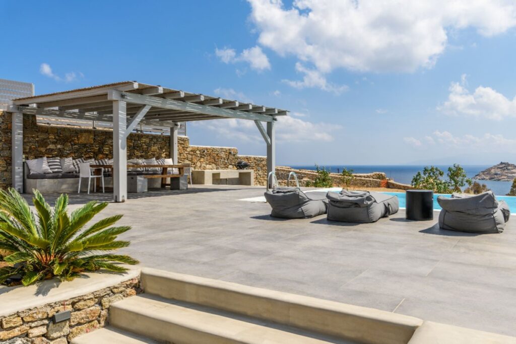 Chill-out area in a lavish villa for rent, Mykonos.