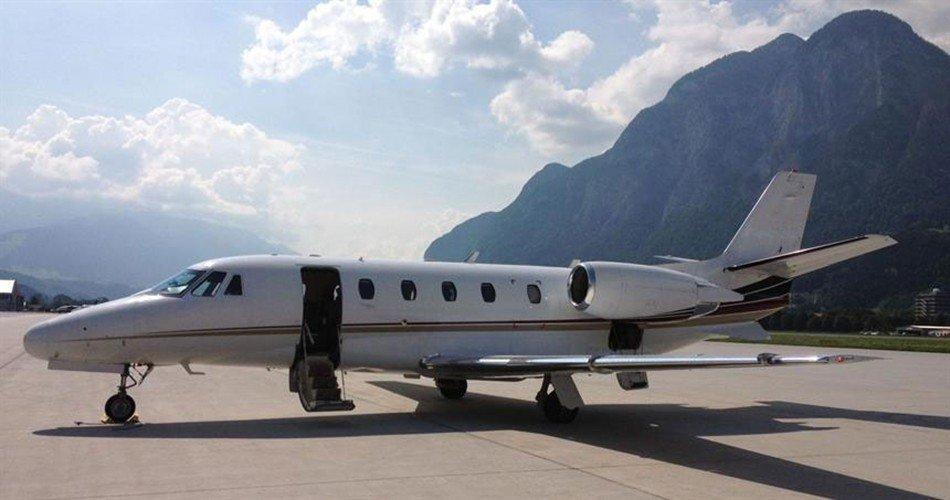 Fly from Mykonos to Santorini