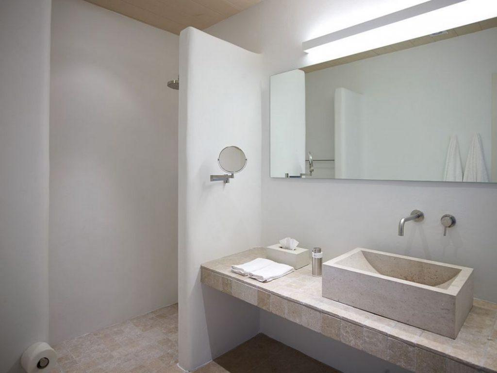 Villa Supreme Paraga Mykonos 1st bathroom