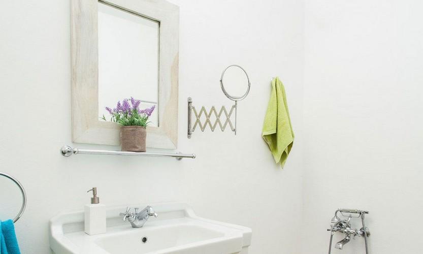Villa_Cynthia_35.jpg Fanari Mykonos 4th Bathroom, washstand, bath, mirror, towel