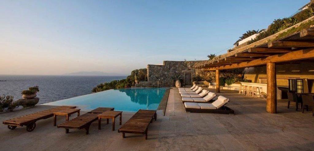 Villa Felicia Agios Lazaros Mykonos, outdoor, pool, sun beds, sea, sky