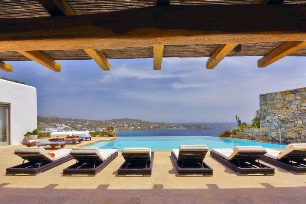 Villa Felicia Agios Lazaros Mykonos, outdoor, pool, sun beds, sea, sky, clouds