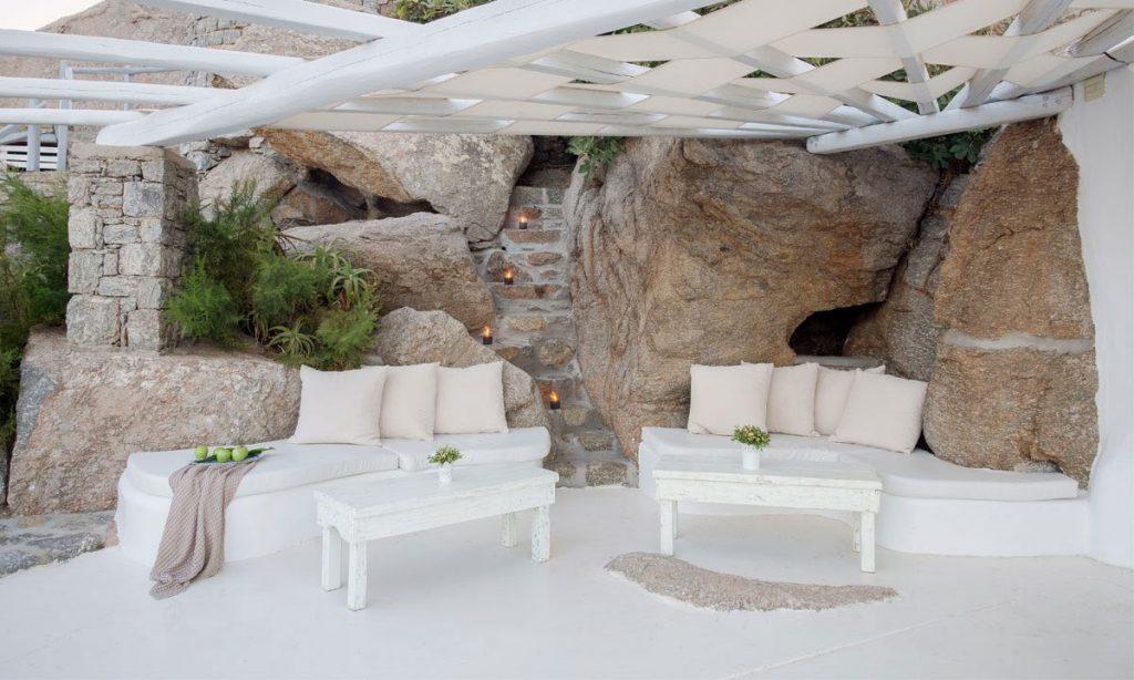 Villa Ida, Super Paradise, Mykonos, Pillows, Candels, Stones, Plants, Flowers, Stairs, Stone stairs, Tables