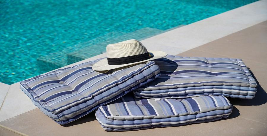 Villa_Sofy_07.jpg Kalafatis Mykonos Outdoor, hat, pillows, pool