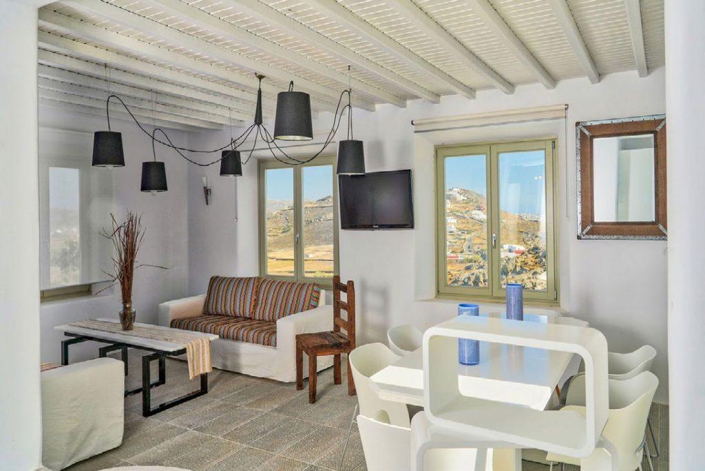 Villa Umabel, Agios Stefanos, Mykonos, FlatscreenTV, Windows, Sky, Mirror, Lamp, Table, Sofa, Chairs