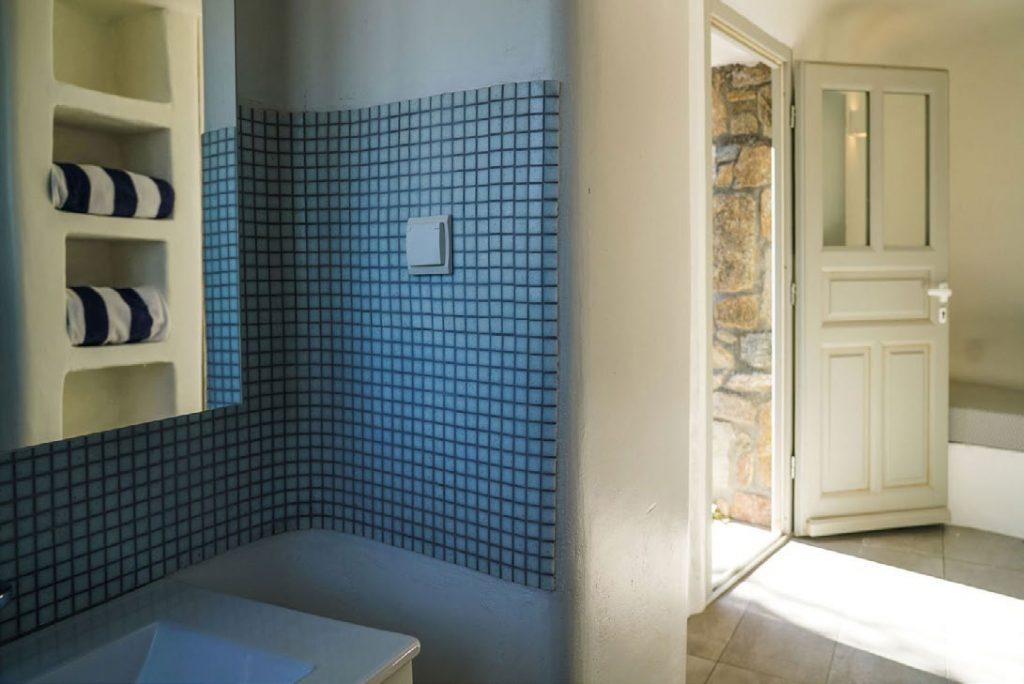 Villa Umabel, Agios Stefanos, Mykonos, Shower, Towels, Door, Stone wall
