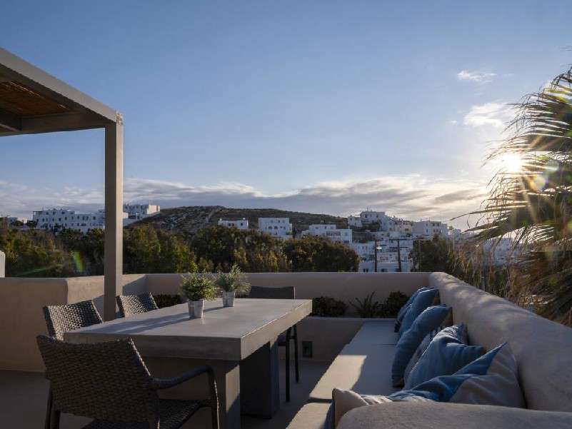 villa with grand breathtaking Mykonos view